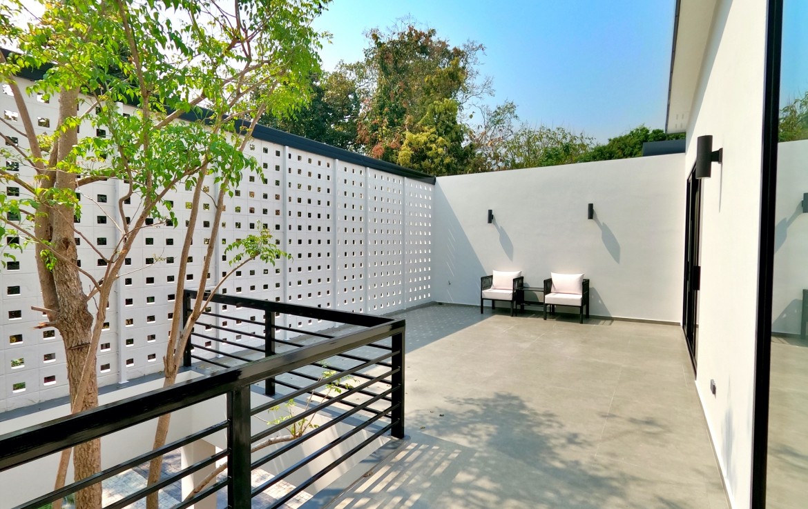 House pool rent Chiang Mai
