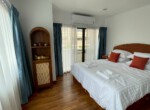 LINE_ALBUM_Karnkanok Changphuek 12k 2nd fl corner unit 50sqm_260505_12